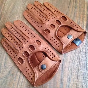 Gants de conduite professionnels de haute qualité Logo personnalisé imprimé fabriqué à partir de cuir fin avec prix de protection UV - Product Image 4