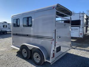 Remolque para Caballos NUEVO para 2 Caballos con Estructura de Acero Resistente, Remolque para Ganado Ventilado y Seguro para Uso en Granjas, Ranchos y Equitación - Product Image 4