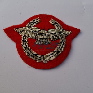 ตราสัญลักษณ์ปักดิ้นเงิน 3 มิติ คุณภาพสูง ผลิตตามสั่ง พร้อมตัวล็อคแบบผีเสื้อ สำหรับชุดยูนิฟอร์มและเสื้อแจ็คเก็ต - ผ้าแคนวาสเกรดพรีเมียม - Product Image 5