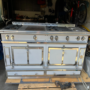 Magnifique cuisinière La Cornue - Excellent état - Four à gaz gris clair/bleu avec garantie de 3 ans - Cuisine - Product Image 1