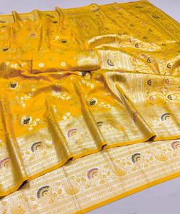 Vêtement traditionnel indien Saree en soie Banarasi doux fantaisie avec tissage Zari Meenakari Saree de mariage avec pièce de chemisier de tissage - Product Image 1