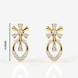 Collier en or 18 carats avec diamant cultivé en laboratoire Seraphina pour les occasions de mariage - Product Image 3