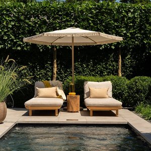 Tumbona hecha a mano de madera de teca con colchón de espuma suave y cojines traseros diseñados para la comodidad y el estilo moderno - Product Image 6