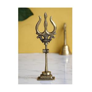 Trishul en laiton moderne fait à la main et écologique pour les articles de pooja indiens, Diwali Thali Kamandal Wati Lota Bell Diya Dhoop Stand Ghanti - Product Image 1