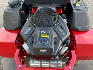 Cortacésped Ferris ZT 500 S de 122 cm, con motor de 2 tiempos, giro cero, 1600 W, gasolina - Product Image 5