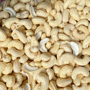 Trusted Supplier Vietnam <b>Cashew</b> <b>Nut</b> <b>Cashew</b> <b>Nut</b> <b>Cashew</b> <b>Nuts</b> W320 Price From Santigo Vietnam - Product Image 1
