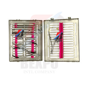 Kit de instrumentos de ortodoncia dental de configuración estándar de unión con casete de acero quirúrgico manual - Product Image 1