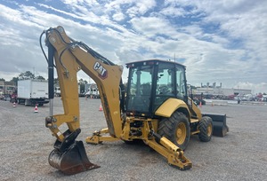 Used <b>Backhoe</b> <b>Loader</b> 420F2 Wheel <b>Loader</b> Front Bucket - Product Image 3