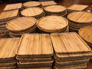 Bandeja de cesta plana de bambú hecha a mano decorativa Material natural Estilo rústico duradero para exhibición de alimentos - Product Image 5