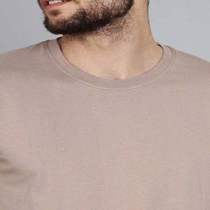 Ensemble de sport décontracté pour homme, grande taille, respirant, t-shirt à manches courtes, style streetwear, short de sport uni pour les sports d'été - Product Image 5