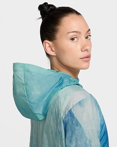 Logo personnalisé pour femmes coupe-vent haut court ensembles courts décontracté 2 pièces ensemble vêtements d'été avec col à capuche et hauts longs - Product Image 5