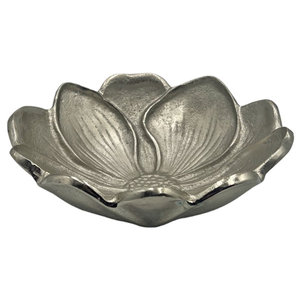 2025 Eco-Friendly Silver Metal <b>Bowl</b> Elegant Flower Design Petal Edges for Kitchenware Events Serving Fruit <b>Snacks</b> <b>Bowls</b> Parties - Product Image 4