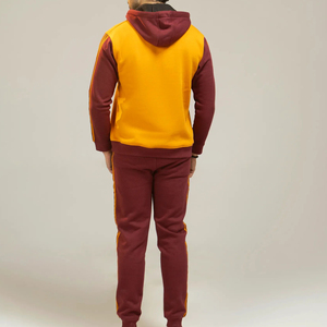 Último diseño de invierno hombres chándal conjunto casual manga larga personalizado Color sólido Material hombres chándal para la venta - Product Image 3