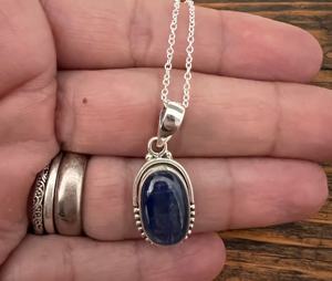 Meilleur à la mode fabuleux mode fabriqué à la main bleu kyanite ovale coupe lunette ensemble 925 solide collier en argent Sterling cadeau pour elle - Product Image 2
