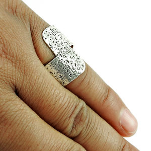 Sólido 925 Plata de Ley aspecto antiguo anillo martillado bohemio joyería hecha a mano venta al por mayor precio de fábrica directo proveedores a granel - Product Image 2