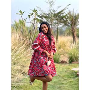 Robe de soirée Bella Rose, manches retroussées, col halter, empire, unie, en spandex, fermeture éclair, taille XL, pour les vacances de jour, longueur genoux, pour le printemps et l'automne - Product Image 6