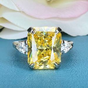 Original 5.02CT corte radiante amarillo Moissanite 925 Plata lado pera diamante tres piedras aniversario anillo de bodas para amantes fino - Product Image 6