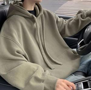 เสื้อสเวตเตอร์ผ้าคอตตอนโพลีเอสเตอร์แบบสวมหัวโอเวอร์ไซส์350กรัมสำหรับผู้ชาย - Product Image 1