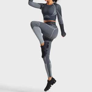 Conçu sur mesure grande taille femmes Yoga athlétique entraînement 2 pièces ensembles léger respirant solide motif vêtements de Yoga - Product Image 1