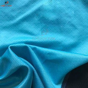 คุณภาพดีที่สุดขายส่งผื่นยามที่กําหนดเองแขนยาว Rush Guard ยืดฟิตเนสแห้งเร็วสวมใส่สบายๆผื่นยาม - Product Image 6