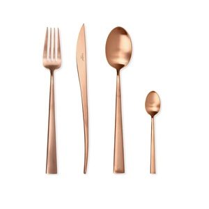 ชุดเครื่องใช้บนโต๊ะอาหารสเตนเลสสตีลสีทองแบบโบราณมีดโลหะทำมือพร้อมช้อนดีไซน์ใหม่สำหรับการส่งออก - Product Image 6