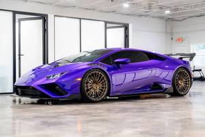Entrega a Domicilio, Auto Deportivo de Lujo Usado 2021 Huracán EVO-RWD 5.2L V10 Automático, Volante a la Izquierda, Alto Rendimiento - Product Image 3