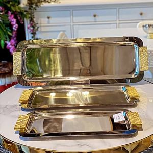 Nouvellement conception En Acier Inoxydable Métal Miroir Poli Plateau Artisanat Designer Poignée Maison Cuisine Alimentaire Plateau De Service - Product Image 3