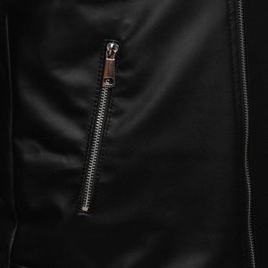 Chaqueta de Cuero para Hombre, Suave y Duradera, Impermeable y Transpirable, con Logotipo Frontal, Estilo Urbano, Moda de Invierno - Product Image 3