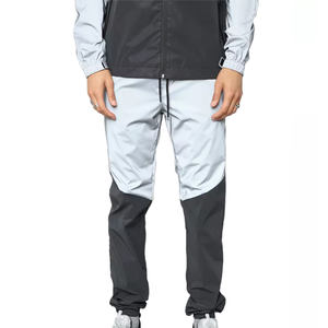 Chándales cortavientos de diseño personalizado de alta calidad para hombre con capucha sólido de talla grande impreso nueva tendencia traje de invierno OEM con servicio - Product Image 5