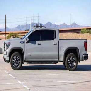 Camioneta 4x4 Avanzada 2024 3GTUUEE89RG172408 con Interior Premium y Construcción Robusta - Product Image 4