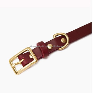 Collar de Perro de Cuero Curtido Vegetal de Grano Completo con Acabado Rojo Premium, Hebilla Resistente Chapada en Latón, Anillo en D y Remaches, Collar de Perro Personalizado - Product Image 4