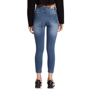 Pantalones vaqueros de mujer de la mejor calidad, orientados a la exportación, pantalones vaqueros de cintura baja ajustados lavados informales personalizados para mujer - Product Image 2