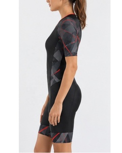 Combinaison de triathlon pour femmes, noir, rouge, gris, motif géométrique, manches courtes, respirante, séchage rapide, compression, réversible - Product Image 5