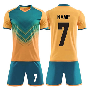 Maillot de football personnalisé à séchage rapide, couleur unie, respirant, sans manches, unisexe, uniforme de football d'été, tenue de football personnalisée - Product Image 1