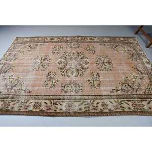 Vintage Large Rug, 5.7x8.4 ft Turkish Rug, <b>Red</b> Ikat <b>Wool</b> Rug - Product Image 4