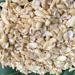 Vente en gros de noix de cajou brutes du Vietnam Noix de cajou Noix de cajou Ww320 Jumbo Noix de cajou Prix bon marché, emballage OEM ODM - Product Image 1