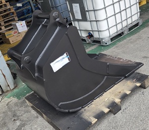 Godet de terrassement QS60 pour travaux publics et infrastructures II, godet d'excavatrice étroit et profond avec corps renforcé résistant à l'usure - Product Image 6