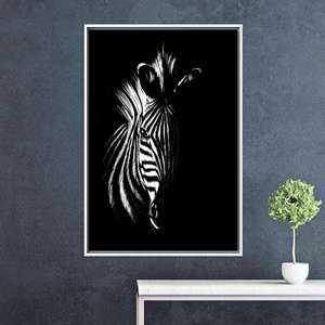 Impresión en lienzo de cebra abstracta: arte moderno de pared con diseño de animales para decoración del hogar, lienzo con marco blanco - Product Image 1