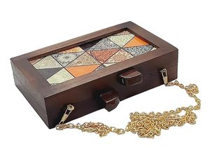 Pochette en bois pour femme au prix d'usine, élégante et stylée, avec détails artistiques faits à la main - Product Image 5