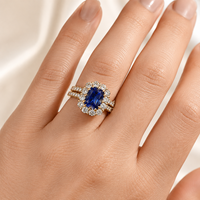 Ensemble de bague de fiançailles en diamant de laboratoire bleu royal taille coussin certifié IGI, en or jaune 10K plaqué rhodium avec halo, et alliance de mariage