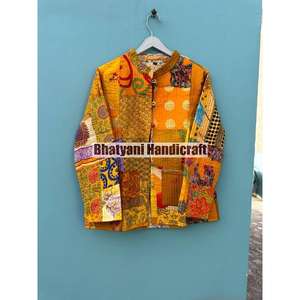 Abrigo de retazos acolchado Vintage para mujer India Chaqueta larga multicolor de algodón hecha a mano en nuevo estilo bohemio Característica transpirable - Product Image 1