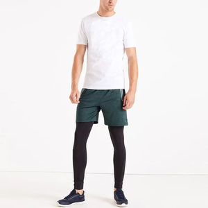 Pantalones cortos deportivos de gimnasio para hombre profesional Nuevo diseño para entrenamiento y culturismo Opción de logotipo personalizado con patrón sólido - Product Image 1