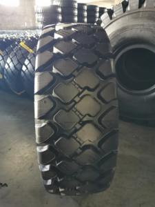 ยางรถบรรทุกหนัก 295/75R22.5 16PR สำหรับการขนส่งหนัก ให้โครงสร้างเสริมความแข็งแรงและความทนทานในการใช้งานหลายครั้งสำหรับรถบรรทุกขนส่ง - Product Image 2