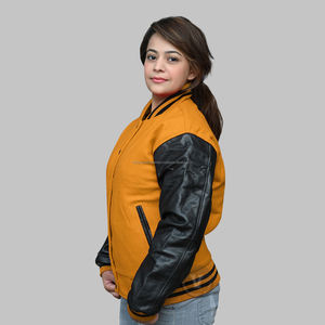 Veste Letterman Varsity personnalisée de haute qualité pour hommes avec laine véritable Corps en cuir Manches Hiver Patchwork Design Logo avant - Product Image 4