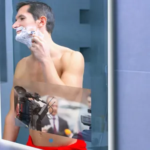 TV gương có khả năng tin tức thông minh có sẵn cho phòng tắm