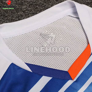 Maillot de football personnalisé couleur tendance, qualité supérieure, 100 % polyester, respirant, anti-transpiration, séchage rapide, unisexe, adulte - Product Image 2