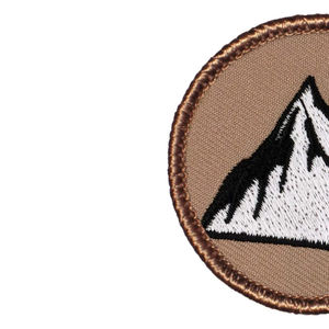 2024 nouveautés en gros patchs de broderie en chenille faits à la main avec des couleurs et des formes personnalisées en forme de fleur - Product Image 4