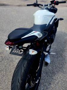 Motocicleta Triumph Street Triple 765 R usada en venta a bajo precio, modelo 2024 - Product Image 5
