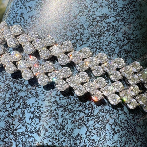 Collier de luxe serti de diamants avec des pierres rondes brillantes, bijoux de déclaration étincelants pour hommes et femmes, cadeau de style hip-hop - Product Image 3