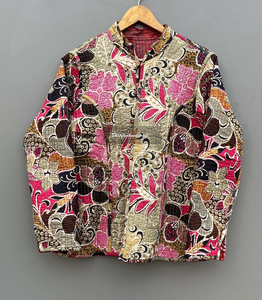 Veste courte réversible en Patchwork de soie pour femme, veste matelassée, vêtement de plage, cadeau - Product Image 4